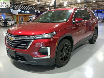 Used 2023 Chevrolet Traverse LT