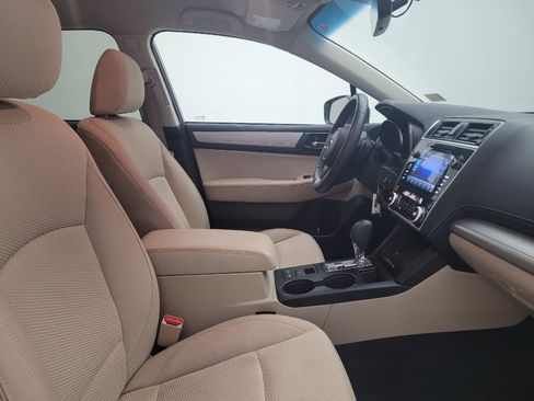 Used 2018 Subaru Outback 2.5i Premium image 21