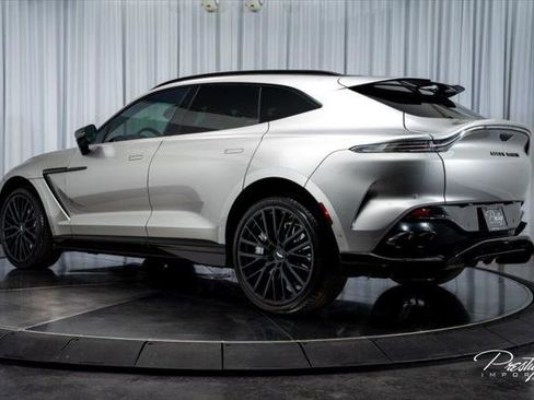 Used 2025 Aston Martin DBX 707 image 14