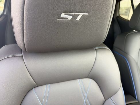 New 2026 Buick Envista Sport Touring w/ Convenience I Package FWD image 33
