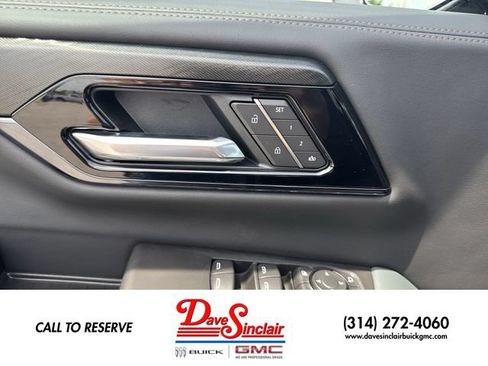 New 2026 GMC Yukon AT4 w/ AT4 Premium Plus Package AWD/4WD image 13