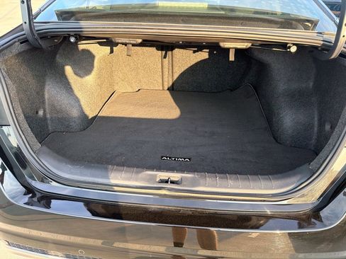 Used 2020 Nissan Altima 2.5 SR FWD image 4
