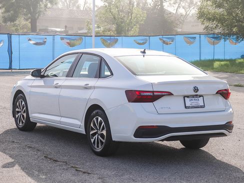 Used 2024 Volkswagen Jetta S image 7