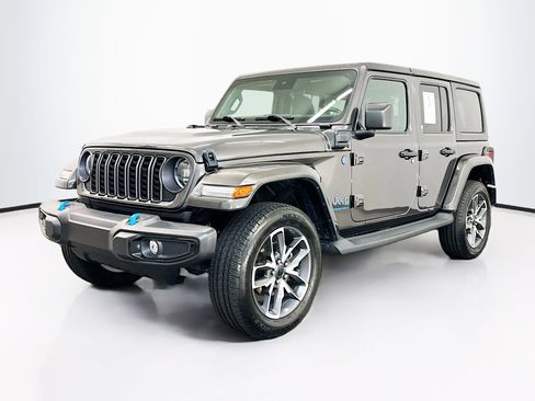Used 2024 Jeep Wrangler Sport S w/ Convenience Group image 3