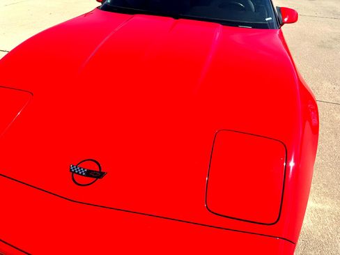 Used 1995 Chevrolet Corvette Convertible image 7