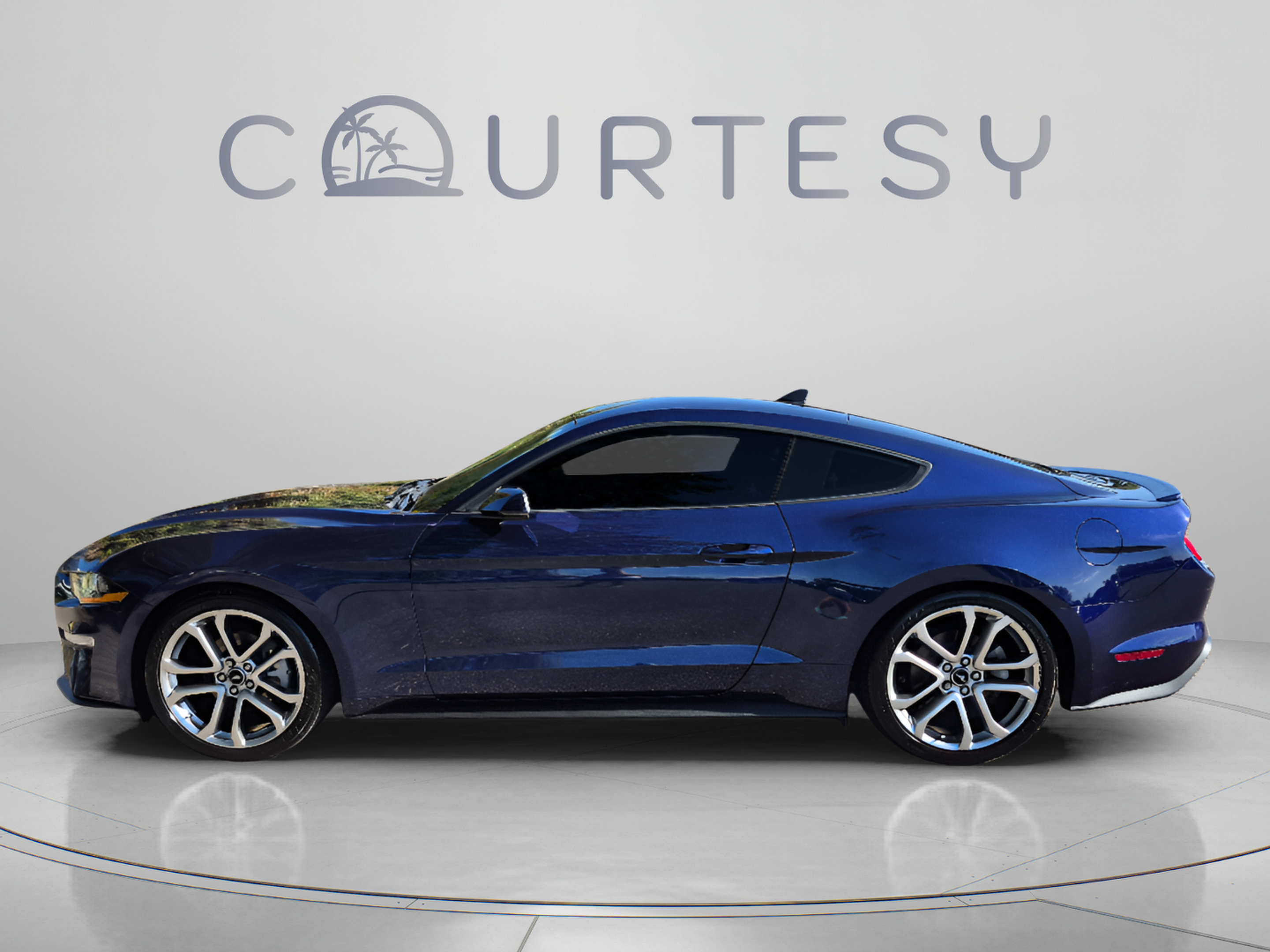 Used 2020 Ford Mustang Premium w/ Equipment Group 201A RWD image 2