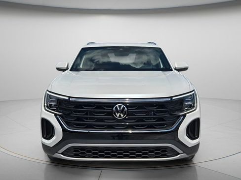 New 2026 Volkswagen Atlas Cross Sport SEL AWD/4WD image 3