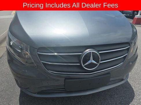 Used 2023 Mercedes-Benz Metris Passenger image 14