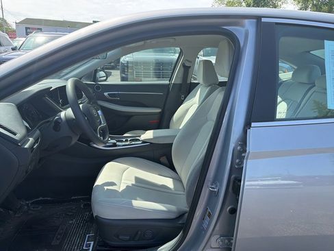 Certified 2023 Hyundai Sonata SEL FWD image 12