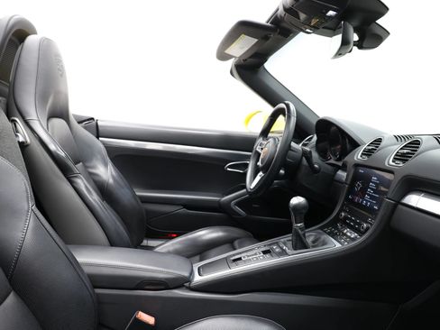 Used 2019 Porsche 718 Boxster GTS RWD image 82