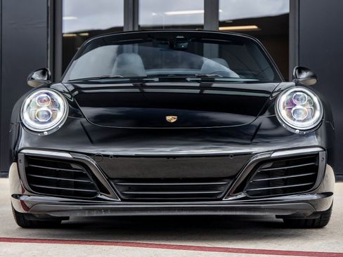Certified 2017 Porsche 911 Carrera S image 8