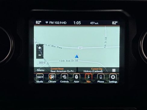Used 2021 Jeep Wrangler Unlimited Sahara AWD/4WD image 25