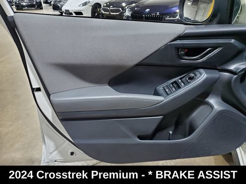 Used 2024 Subaru Crosstrek 2.0i Premium AWD/4WD image 8