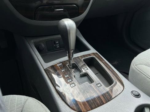 Used 2011 Hyundai Santa Fe GLS image 30