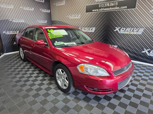 Used 2014 Chevrolet Impala LT w/ LT Sunroof Package FWD image 8