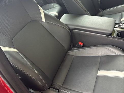 Used 2025 Toyota Camry SE image 21