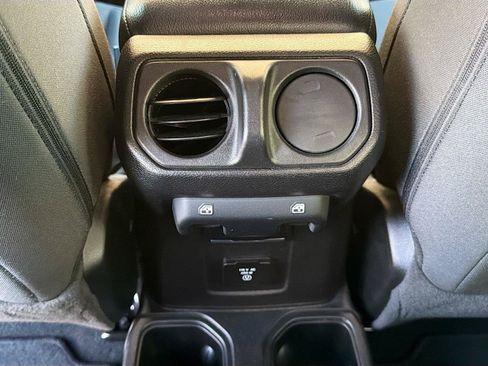 Used 2020 Jeep Gladiator Sport w/ Quick Order Package 24S AWD/4WD image 20