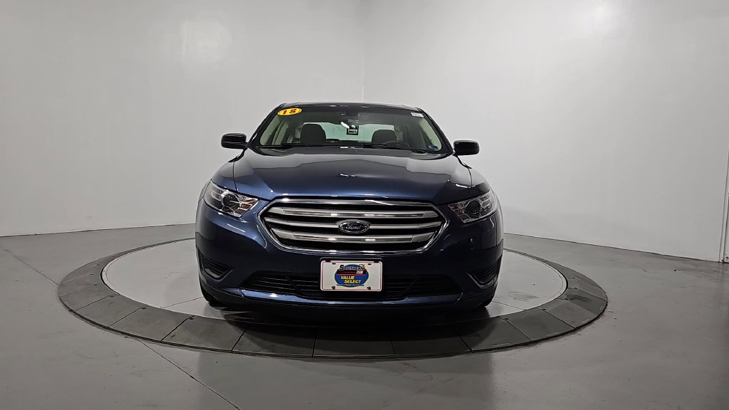 Used 2018 Ford Taurus SE FWD image 9