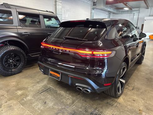 Used 2024 Porsche Macan S image 4