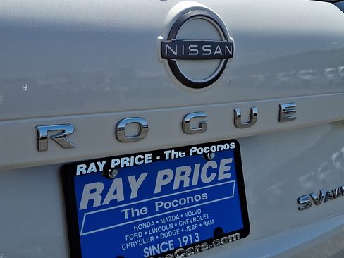 Used 2023 Nissan Rogue SV AWD/4WD image 30