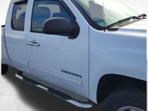 Used 2013 GMC Sierra 1500 SLE w/ Power Tech Package image 7