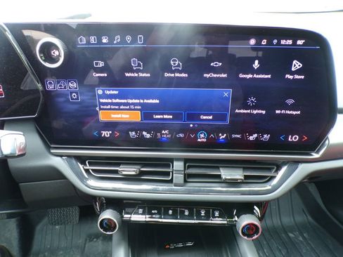 New 2026 Chevrolet Equinox EV RS w/ Convenience Package II AWD/4WD image 26