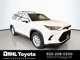 New 2026 Toyota Grand Highlander XLE video 1