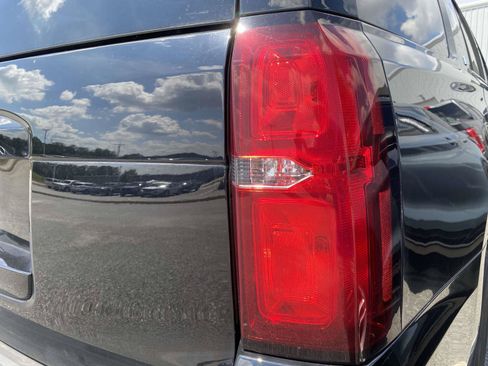 Used 2019 Chevrolet Tahoe LT AWD/4WD image 10