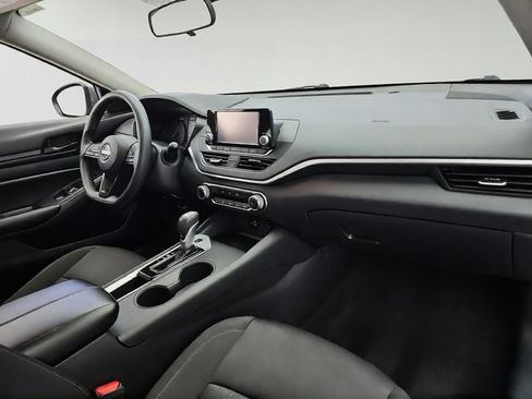 Used 2023 Nissan Altima 2.5 S FWD image 21