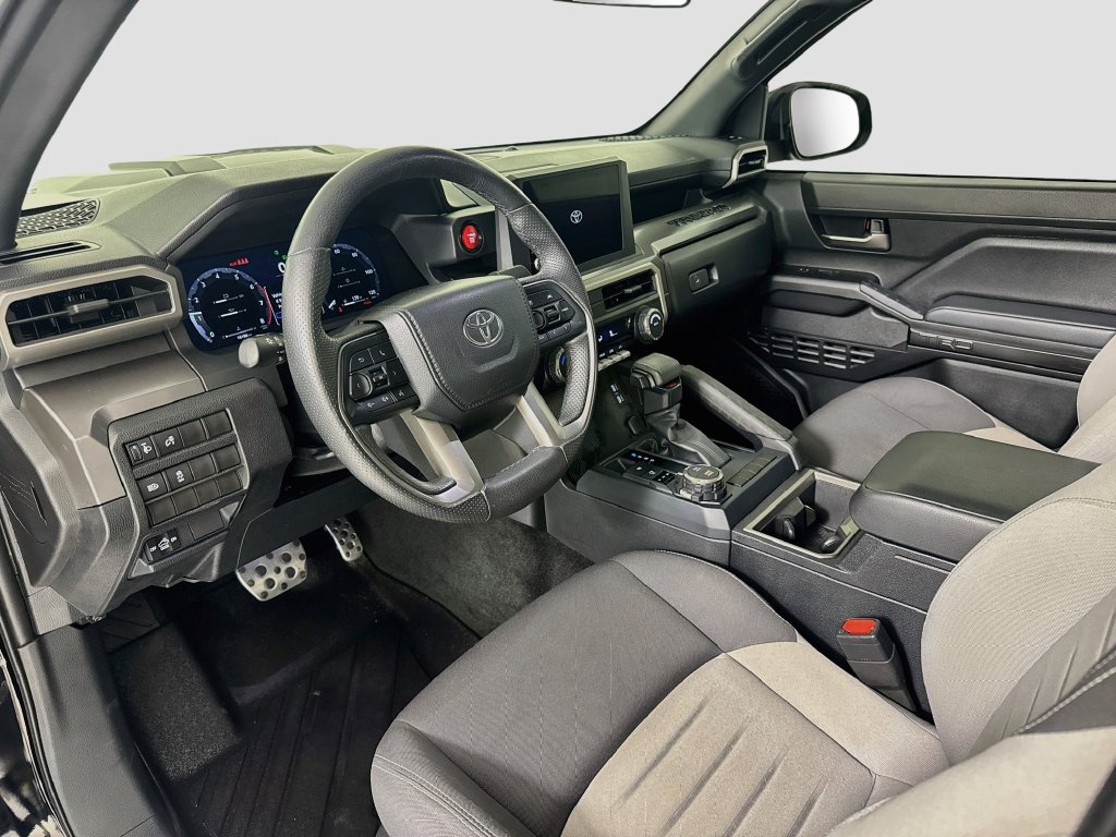 Used 2024 Toyota Tacoma TRD Sport AWD/4WD image 10