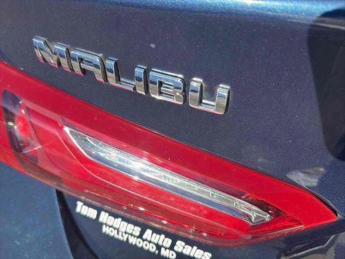 Used 2019 Chevrolet Malibu LT w/ Driver Confidence Package image 7