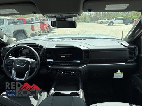 New 2026 GMC Sierra 2500 SLT w/ SLT Premium Package AWD/4WD image 14