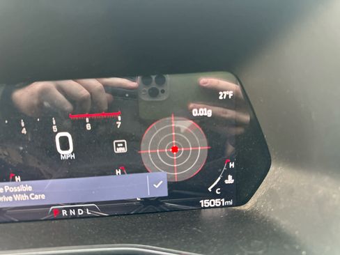 Used 2023 GMC Canyon AT4X image 6