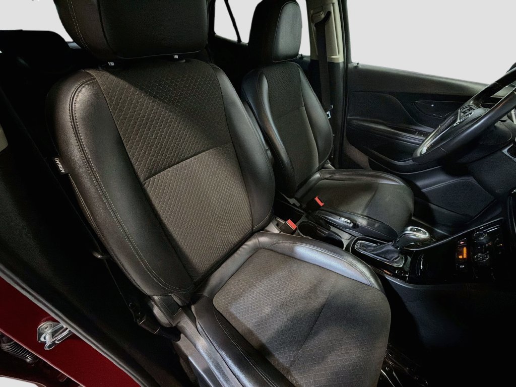 Used 2019 Buick Encore Sport Touring w/ Safety Package FWD image 23