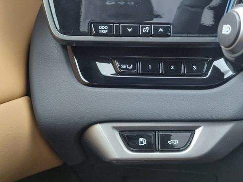 Used 2025 Lexus RX 350 w/ Convenience Package AWD/4WD image 23