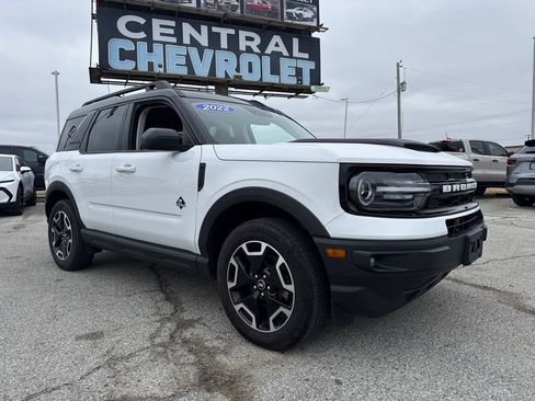 Used 2022 Ford Bronco Sport Outer Banks w/ Tech Package image 8