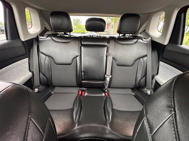 Used 2022 Jeep Compass Latitude AWD/4WD image 28