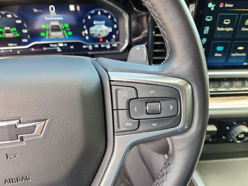 Used 2023 Chevrolet Silverado 1500 RST AWD/4WD image 26