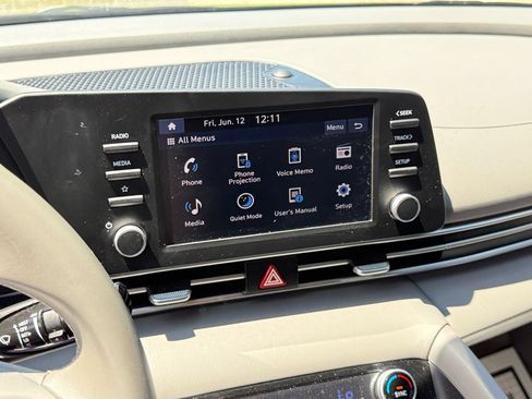 Used 2025 Hyundai Elantra Sport FWD image 25