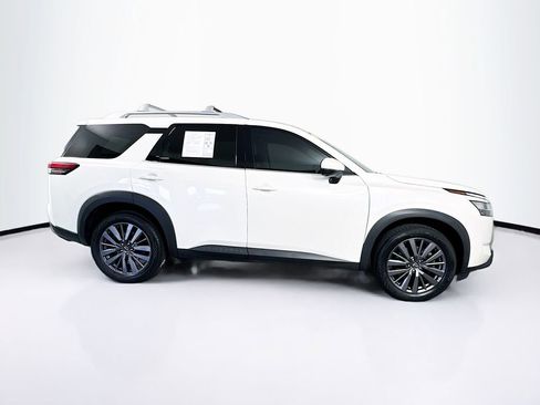 Used 2023 Nissan Pathfinder SL w/ SL Premium Package AWD/4WD image 11