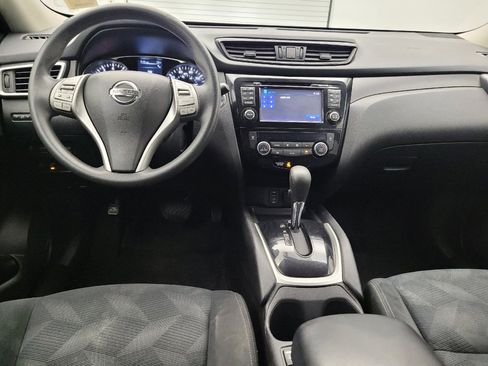 Used 2016 Nissan Rogue SV w/ SV Premium Package image 22