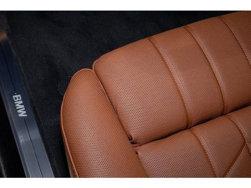 Used 2025 BMW i7 eDrive50 w/ Premium Package image 60