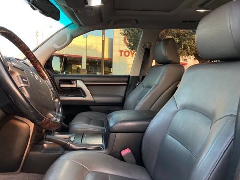 Used 2010 Toyota Land Cruiser AWD/4WD image 10