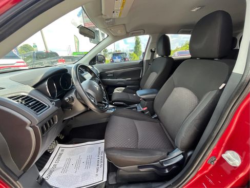 Used 2019 Mitsubishi Outlander Sport LE FWD image 11