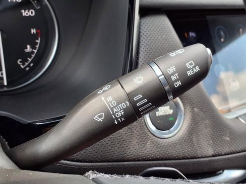 New 2025 Cadillac XT5 Premium Luxury w/ LPO, Floor Liner Package image 17