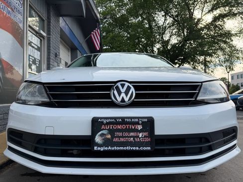 Used 2017 Volkswagen Jetta S FWD image 5