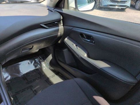 Certified 2024 Nissan Sentra S FWD image 16