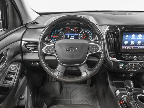 Used 2021 Chevrolet Traverse RS w/ LPO, Floor Liner Package image 17