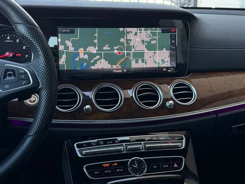 Used 2017 Mercedes-Benz E 300 4MATIC image 13