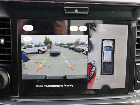 New 2026 Ford F250 Lariat w/ Black Appearance Package image 23